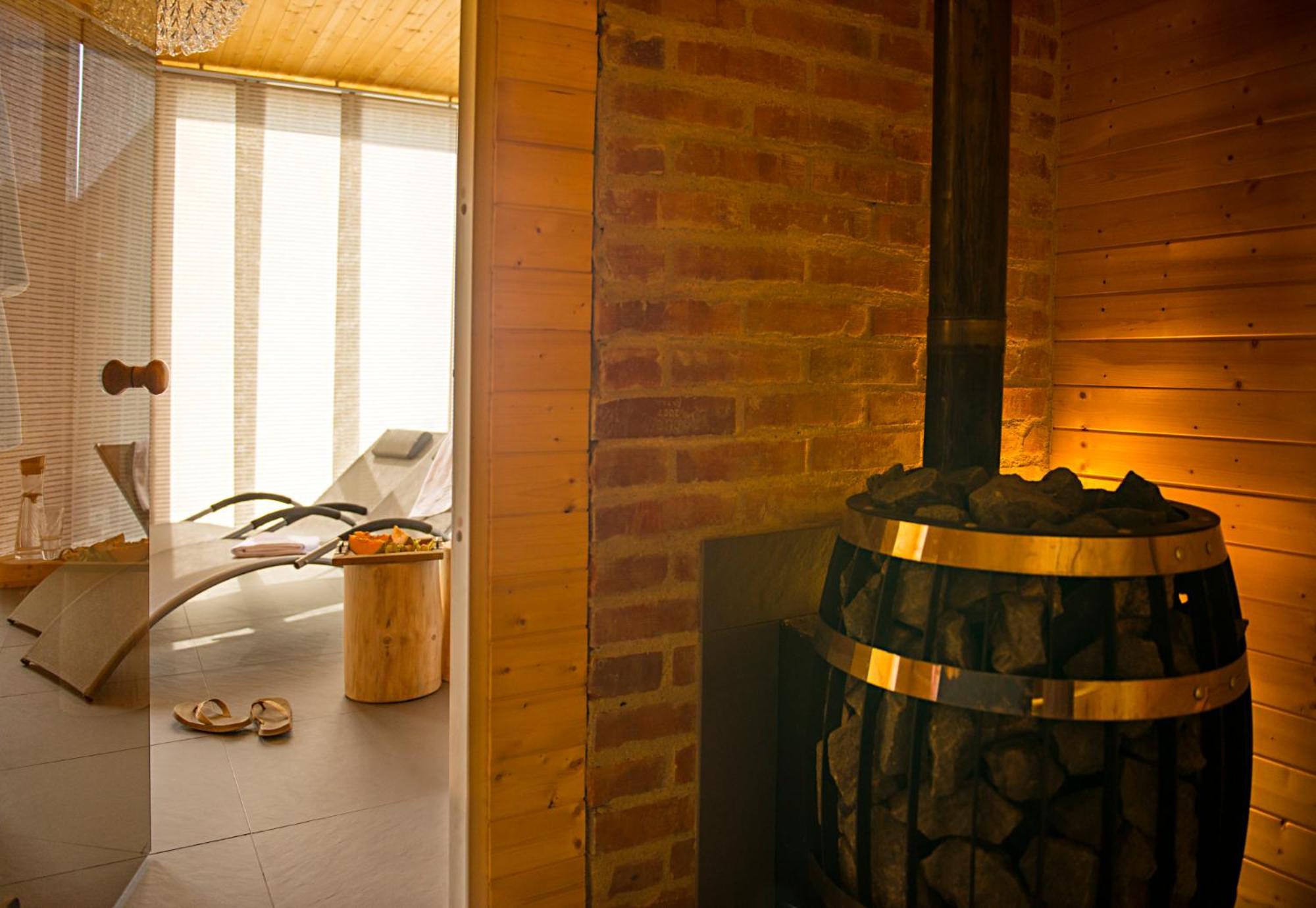 Apartamenty U Harrego I Przy Stawie Spa Z Klimatyzacja, Balia, Sauna, Ogrodem I Parkingiem Kudowa-Zdrój Exteriér fotografie